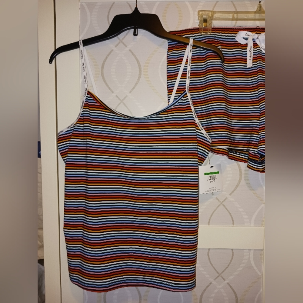 Calvin Klein Pajamas Sleepwear Set Tank & Shorts - Picture 3 of 13